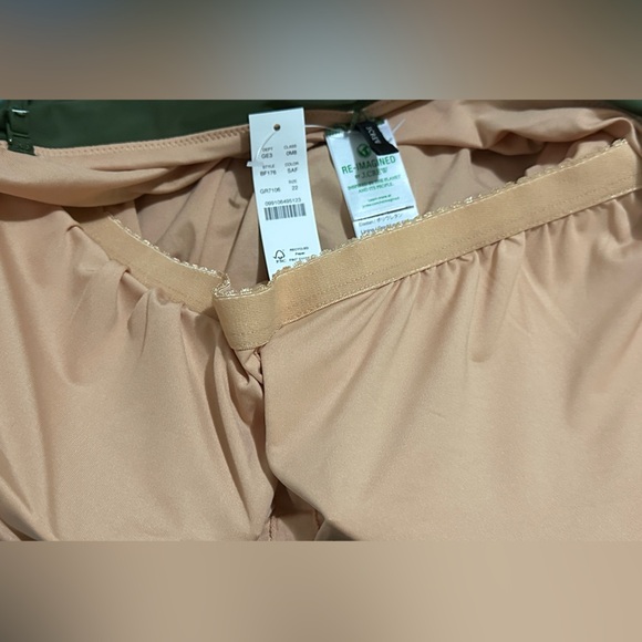 140 J.Crew | NWT Ruched Olive Green One-piece Swimsuit (size 22) - Picture 9 of 12